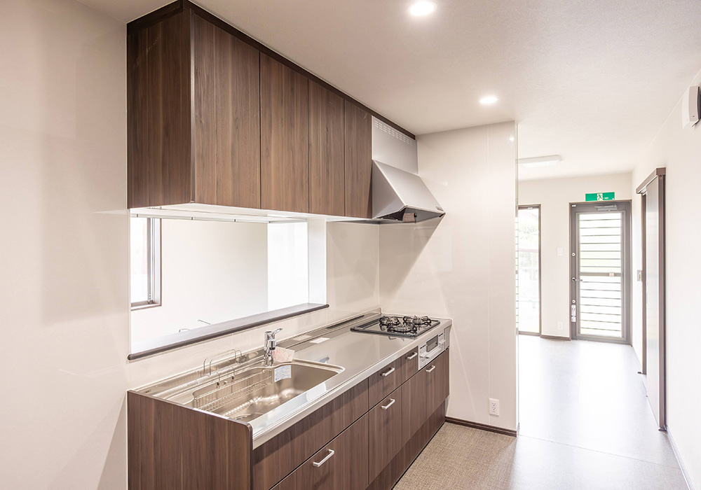 1F キッチン 対面に同じ設備 1Fキッチン